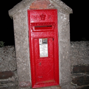 Ronague, Victroian Letter Box