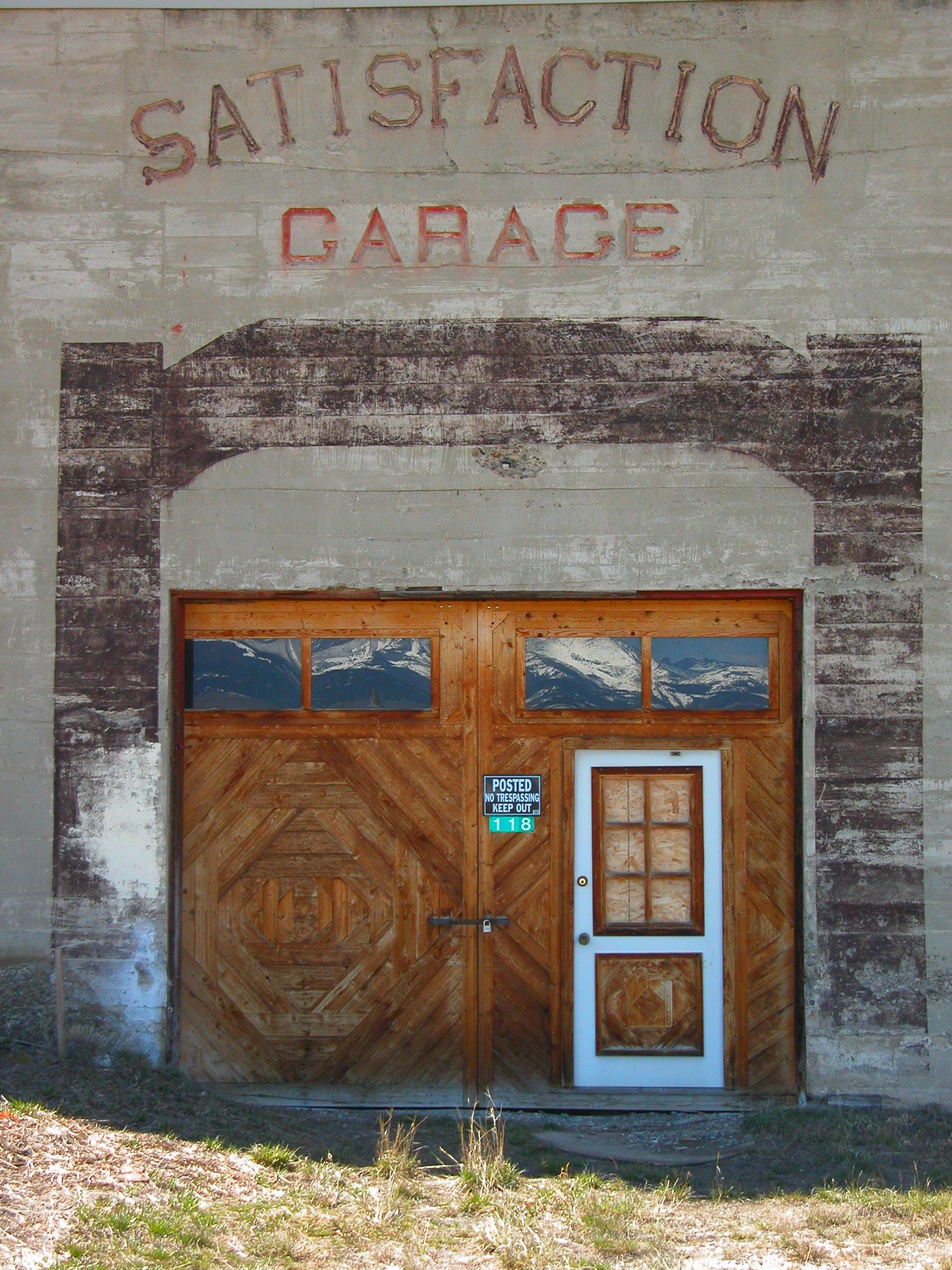 Satisfaction Garage, Wisall