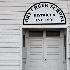 Dry Creek School, Belgrade